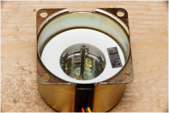 moteur pas à pas 24 pas em10 Takahashi