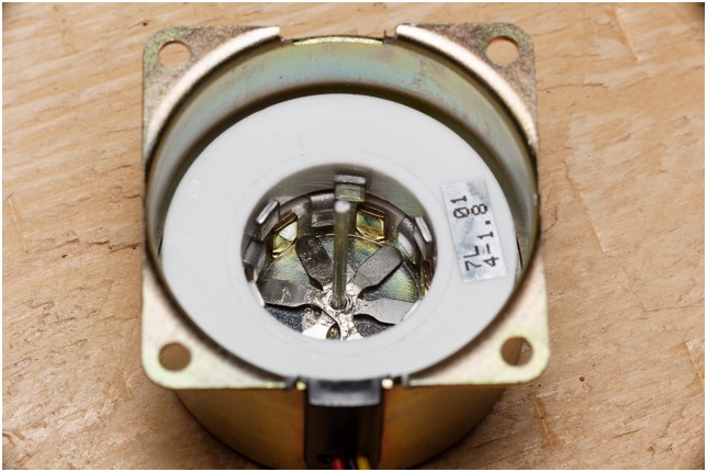 moteur pas à pas 24 pas em10 Takahashi